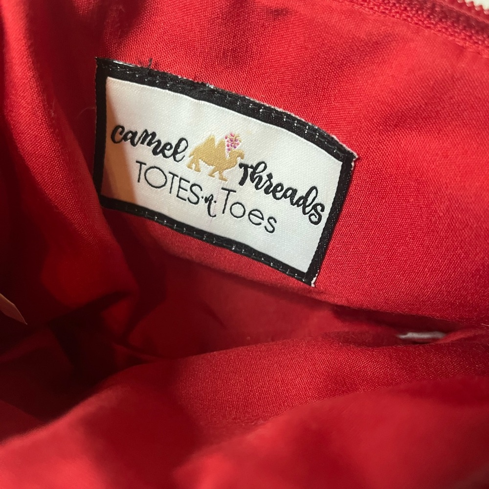 Camel Threads Crossbody - Picture 3 of 4